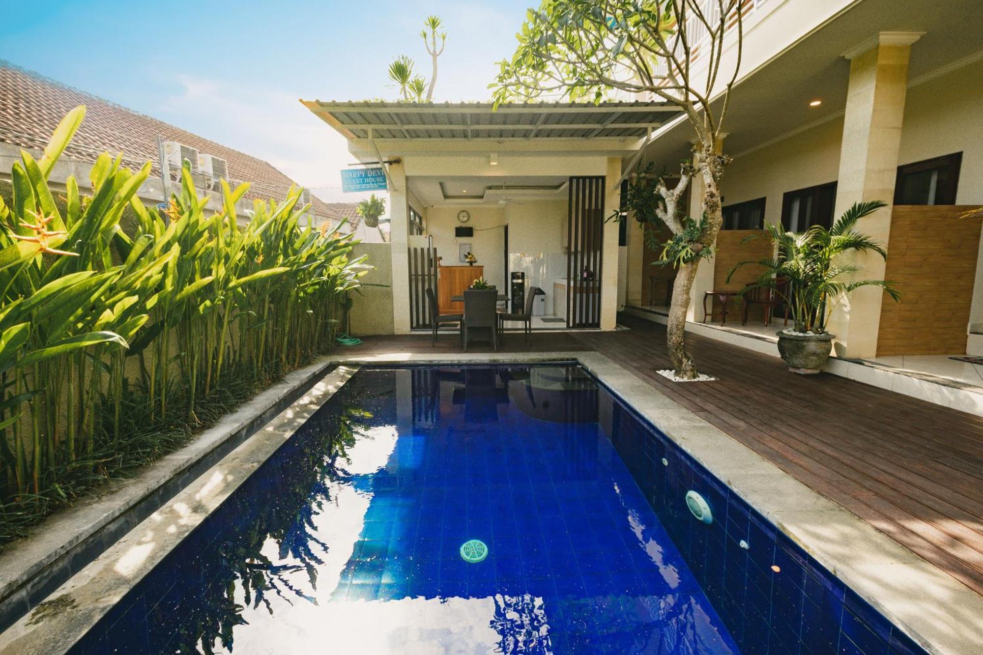 Happy Devi Guesthouse Canggu Kültér fotó