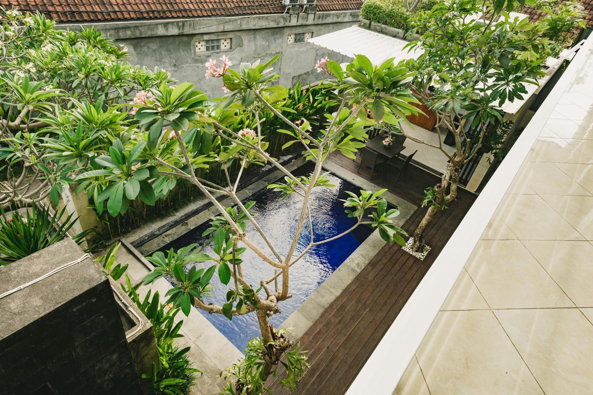 Happy Devi Guesthouse Canggu Kültér fotó